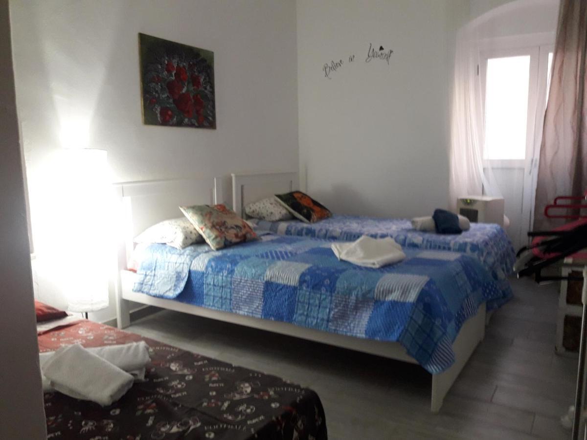 Al Molo Sant'Eligio Hotel Tarente Buitenkant foto